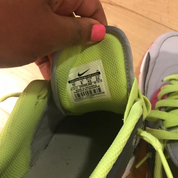 Nike AirMax 90 - Picture 5 of 6